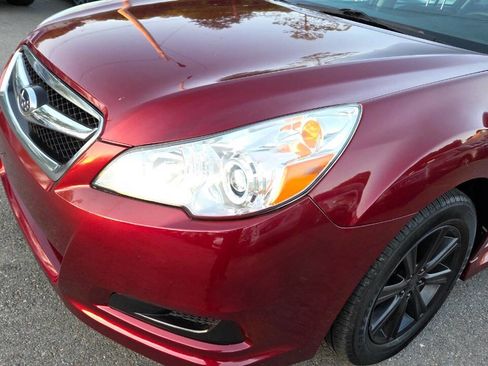 Used 2010 Subaru Legacy 2.5i Premium AWD/4WD image 23