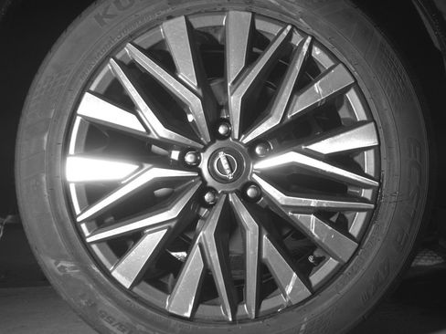 Used 2025 Nissan Altima 2.5 SV image 15