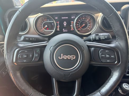 Used 2020 Jeep Wrangler Unlimited Sport S AWD/4WD image 25