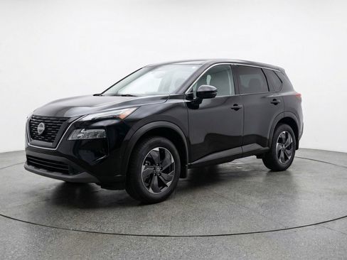 Used 2025 Nissan Rogue SV AWD/4WD image 3