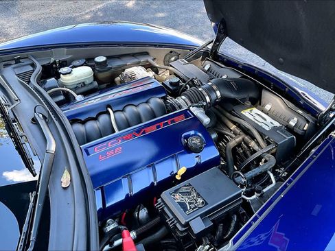 Used 2007 Chevrolet Corvette Convertible w/ Preferred Equipment Group RWD image 29