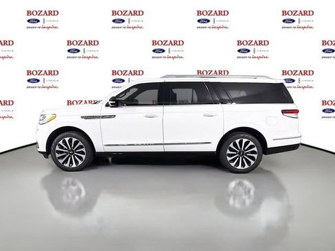 Certified 2024 Lincoln Navigator L Reserve AWD/4WD image 5