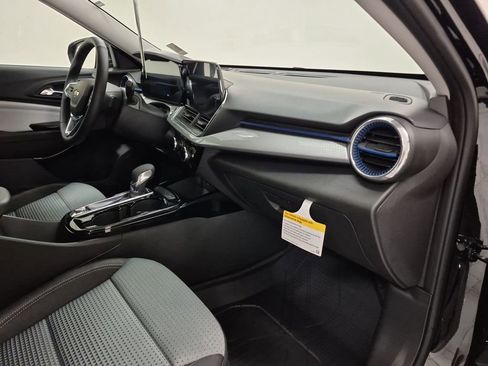 New 2026 Chevrolet Trax LT image 30