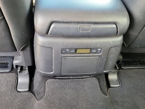 Used 2022 Nissan Armada SL w/ Captain's Chairs Package AWD/4WD image 37