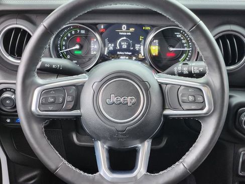 Certified 2023 Jeep Wrangler Unlimited Sahara w/ Cold Weather Group image 27