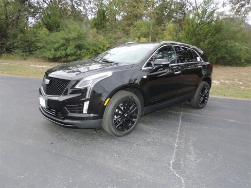New 2026 Cadillac XT5 Luxury w/ LPO, ONYX Package image 1