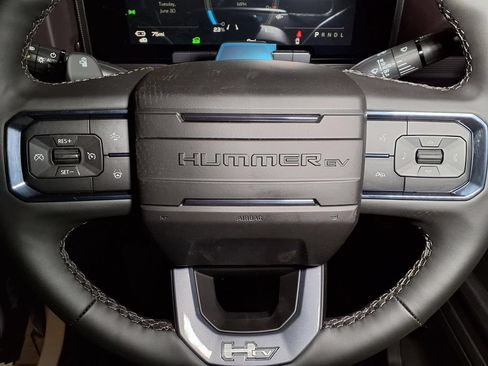 New 2026 GMC Hummer EV SUV AWD/4WD image 21