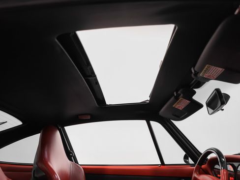 Used 1998 Porsche 911 Carrera S image 33