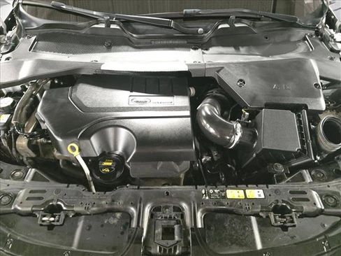 Used 2020 Land Rover Range Rover Evoque SE AWD/4WD image 30