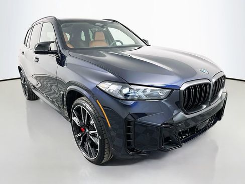 New 2026 BMW X5 M60i w/ Executive Package image 3