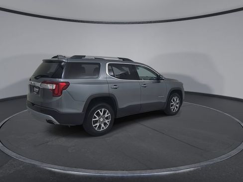 Used 2020 GMC Acadia SLT w/ Premium Package FWD image 17