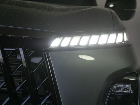 New 2026 INFINITI QX80 4WD image 11
