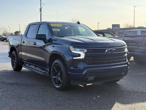 Used 2023 Chevrolet Silverado 1500 RST image 4