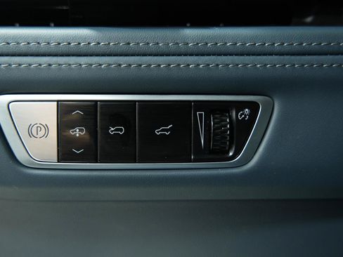 Used 2025 Cadillac Escalade IQ Luxury 2 w/ LPO, Premium Carpet Package AWD/4WD image 35