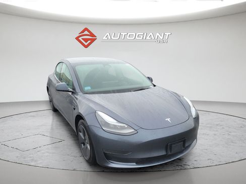 Used 2023 Tesla Model 3 Standard Range RWD image 5