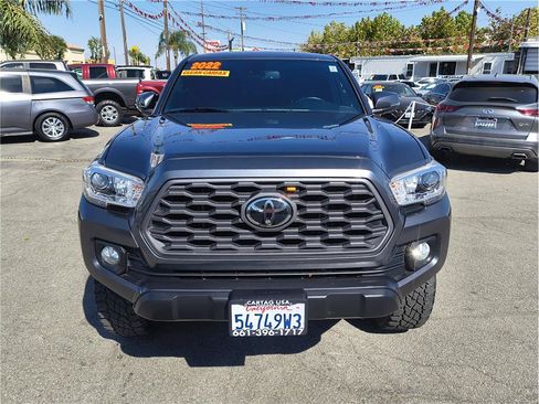 Used 2022 Toyota Tacoma TRD Off-Road w/ Technology Package RWD image 18