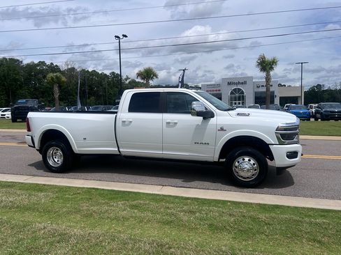 New 2026 RAM 3500 Longhorn AWD/4WD image 3