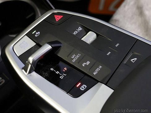 New 2026 BMW X1 xDrive28i w/ Technology Package image 25