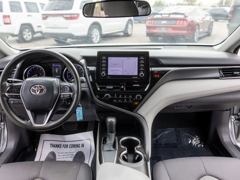 Used 2021 Toyota Camry LE image 21