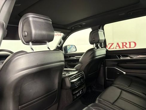 Used 2024 Jeep Wagoneer 2WD w/ Premium Group I image 14