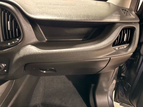 Used 2021 RAM ProMaster City Tradesman SLT image 25