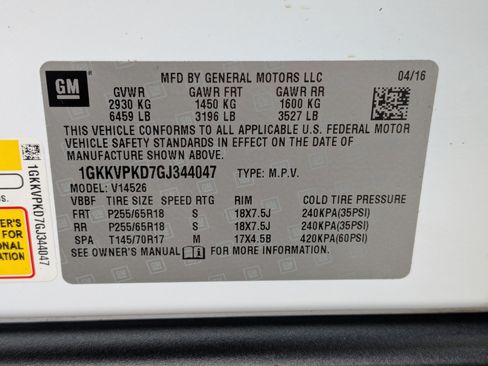 Used 2016 GMC Acadia SLE AWD/4WD image 34