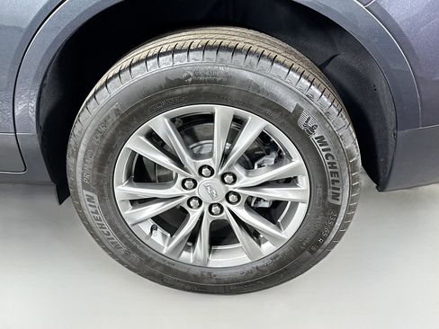 Used 2022 Cadillac XT5 Premium Luxury w/ Technology Package image 37