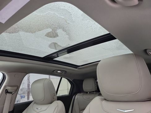 Used 2019 Cadillac XT4 Premium Luxury image 35