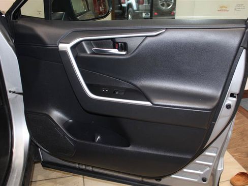 Used 2021 Toyota RAV4 XSE AWD/4WD image 33