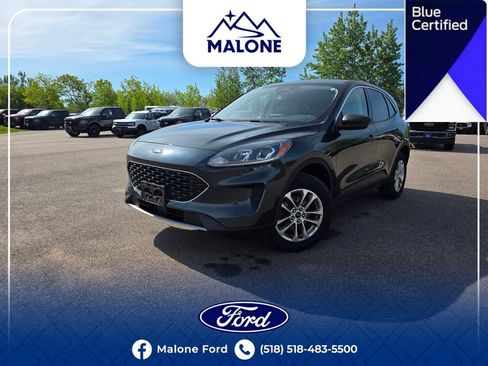 Certified 2022 Ford Escape SE w/ Cold Weather Package AWD/4WD image 1