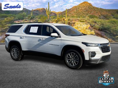 Used 2023 Chevrolet Traverse LT