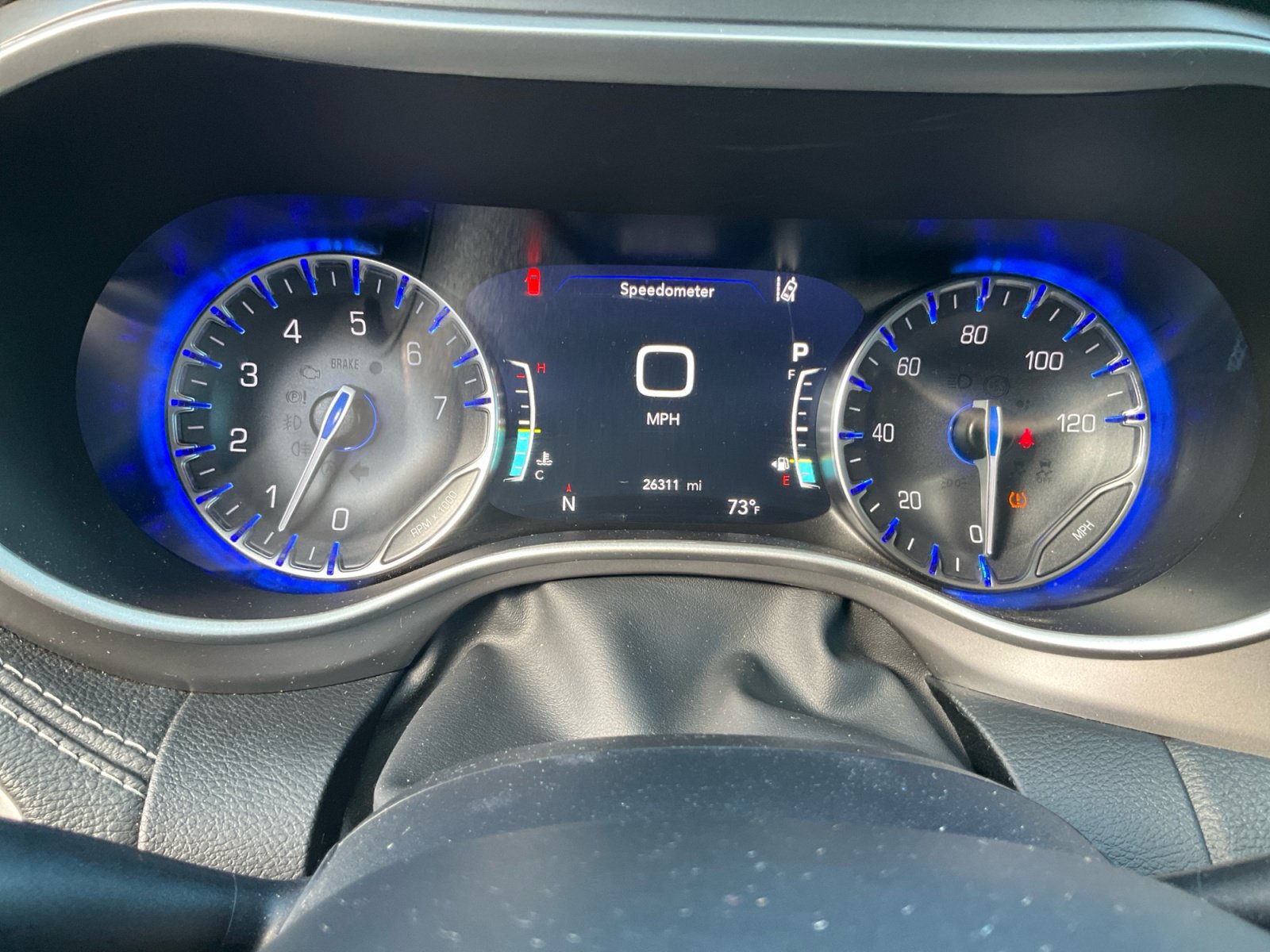 Used 2025 Chrysler Pacifica Select AWD/4WD image 28