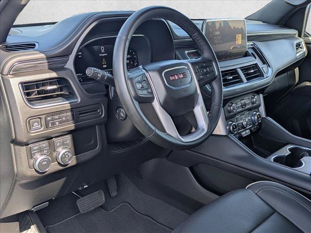 Used 2024 GMC Yukon XL SLT w/ SLT Premium Package AWD/4WD image 10