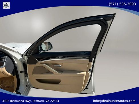 Used 2011 BMW 550i xDrive Sedan AWD/4WD image 10