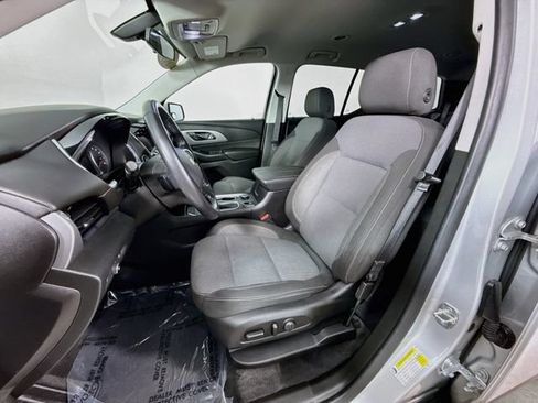 Used 2020 Chevrolet Traverse LT FWD image 20
