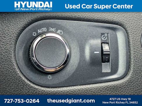 Used 2014 Cadillac SRX Luxury FWD image 31