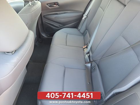 Used 2025 Toyota Corolla LE FWD image 23
