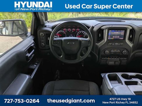 Used 2022 Chevrolet Silverado 1500 Custom Trail Boss AWD/4WD image 19