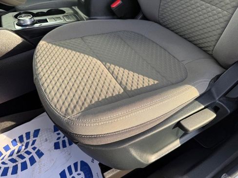 Certified 2022 Ford Escape SE image 26