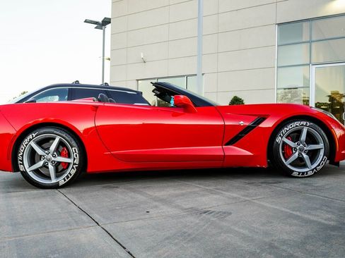 Used 2014 Chevrolet Corvette Stingray Convertible image 8