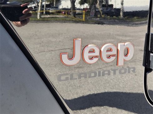 Certified 2021 Jeep Gladiator Mojave w/ Trailer Tow Package image 10