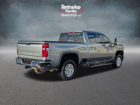 Used 2024 Chevrolet Silverado 2500 LTZ AWD/4WD image 5