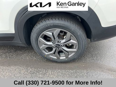 Certified 2024 Kia Seltos S AWD/4WD image 24