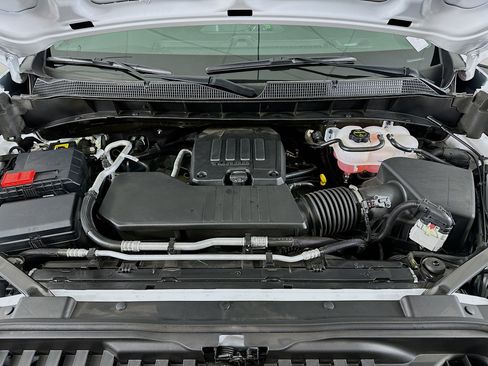 Used 2025 Chevrolet Silverado 1500 W/T w/ WT Value Package image 27