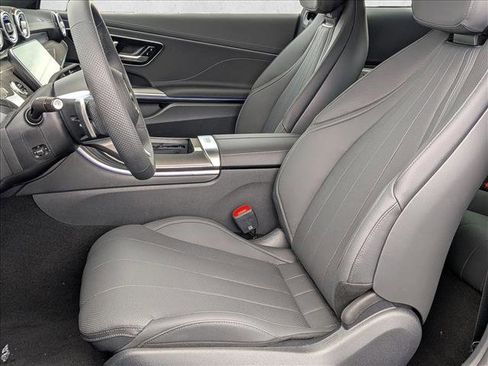 New 2026 Mercedes-Benz CLE 300 4MATIC Coupe image 4