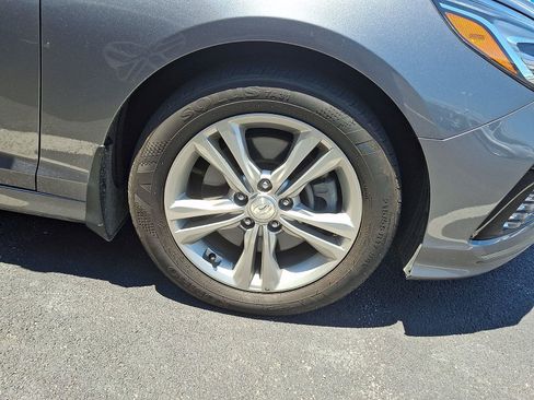 Used 2019 Hyundai Sonata Limited w/ Ultimate Package 04 FWD image 3