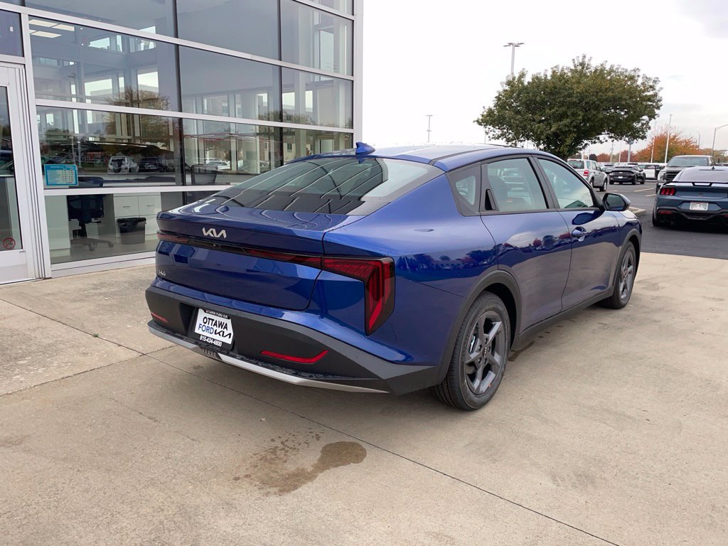 New 2026 Kia K4 FWD image 5