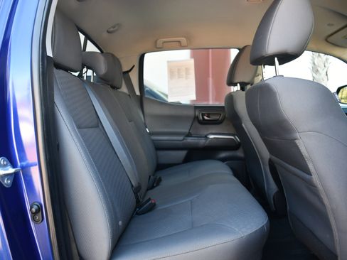 Certified 2023 Toyota Tacoma SR image 18