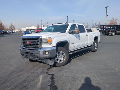 Used 2016 GMC Sierra 3500 SLE image 2