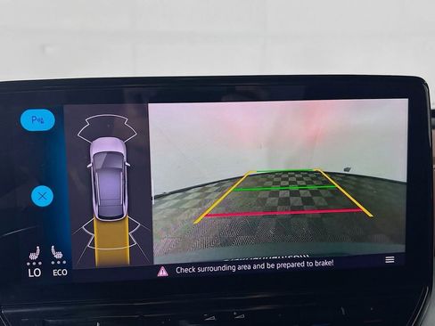 Certified 2021 Volkswagen ID.4 Pro S image 18
